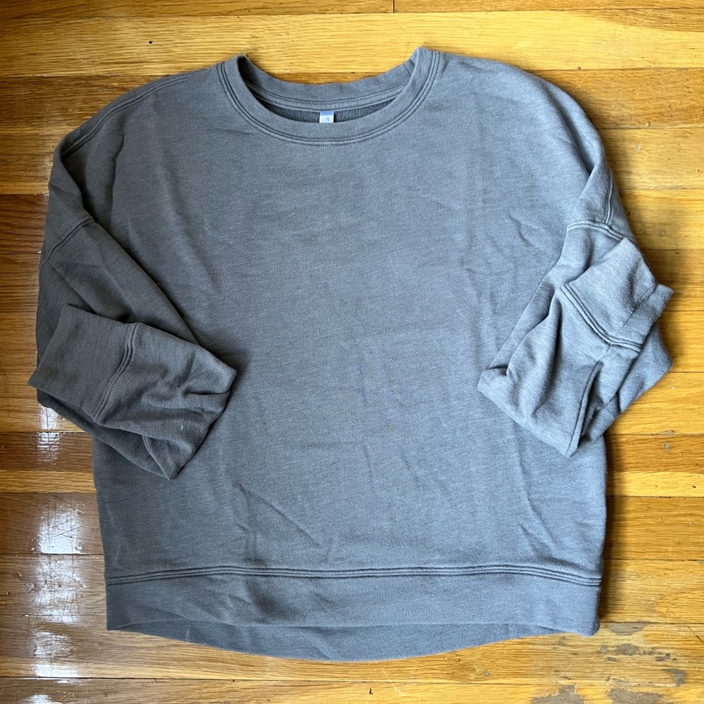 Fabletics Loose Fit Cropped Sweatshirt in Gray size Small - Picture 7 of 14